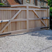 Auto Wooden Gate